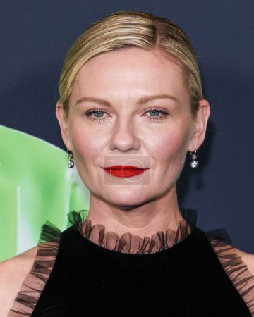 Photo for Kirsten Dunst arrives at the Los Angeles Special Screening Of A24's 'Civil War' held at the Academy Museum of Motion Pictures on April 2, 2024 in Los Angeles, California, United States. - Royalty Free Image