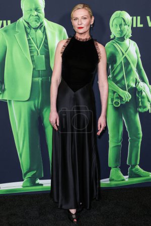Foto de Kirsten Dunst llega al Los Angeles Special Screening Of A24 's' Civil War 'celebrado en el Academy Museum of Motion Pictures el 2 de abril de 2024 en Los Ángeles, California, Estados Unidos. - Imagen libre de derechos