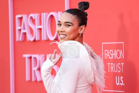 Foto de Alexandra Shipp llega al Fashion Trust U.S. Premios 2024 celebrados en una Residencia Privada el 9 de abril de 2024 en Beverly Hills, Los Ángeles, California, Estados Unidos. - Imagen libre de derechos