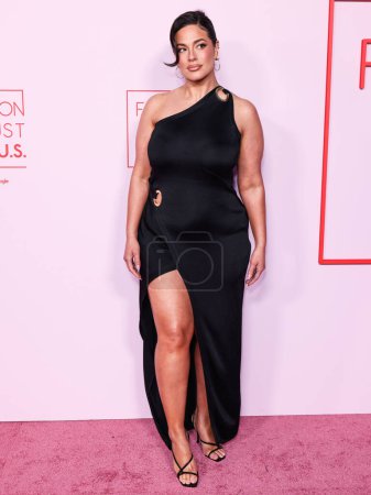 Téléchargez les photos : Ashley Graham arrive au Fashion Trust U.S. Prix 2024 dans une résidence privée le 9 avril 2024 à Beverly Hills, Los Angeles, Californie, États-Unis. - en image libre de droit