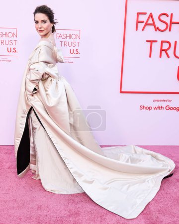Téléchargez les photos : Sophia Bush arrive au Fashion Trust U.S. Prix 2024 dans une résidence privée le 9 avril 2024 à Beverly Hills, Los Angeles, Californie, États-Unis. - en image libre de droit