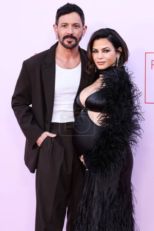 Photo for Steve Kazee and girlfriend Jenna Dewan arrive at the Fashion Trust U.S. Awards 2024 held at a Private Residence on April 9, 2024 in Beverly Hills, Los Angeles, California, United States. - Royalty Free Image
