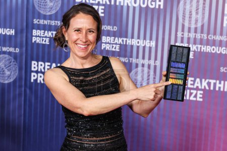 Photo for Anne Wojcicki arrives at the 10th Annual Breakthrough Prize Ceremony held at the Academy Museum of Motion Pictures on April 13, 2024 in Los Angeles, California, United States. - Royalty Free Image