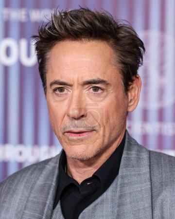 Téléchargez les photos : Robert Downey Jr. arrive à la 10e cérémonie annuelle de remise des prix Breakthrough qui s'est tenue au Academy Museum of Motion Pictures le 13 avril 2024 à Los Angeles, Californie, États-Unis. - en image libre de droit
