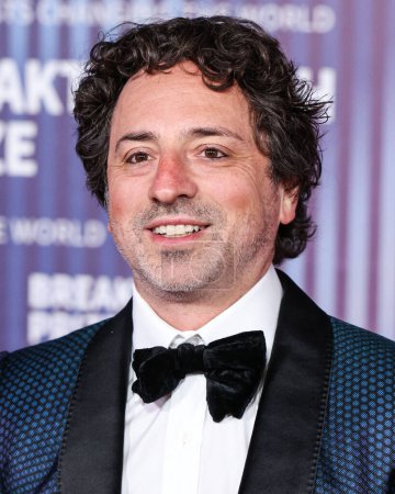Téléchargez les photos : Sergey Brin arrive à la 10e cérémonie annuelle de remise des prix Breakthrough qui s'est tenue au Academy Museum of Motion Pictures le 13 avril 2024 à Los Angeles, Californie, États-Unis. - en image libre de droit