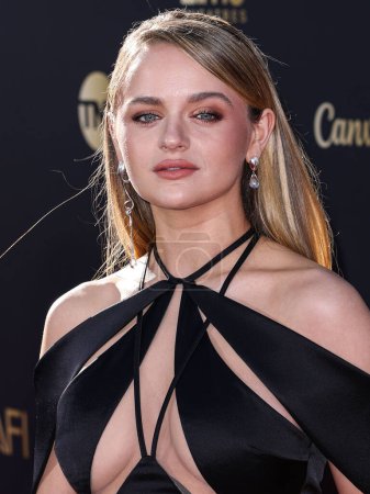 Photo for Joey King arrives at the 49th Annual AFI (American Film Institute) Lifetime Achievement Award Gala Tribute Celebrating Nicole Kidman held at the Dolby Theatre on April 27, 2024 in Hollywood, Los Angeles, California, United States. - Royalty Free Image