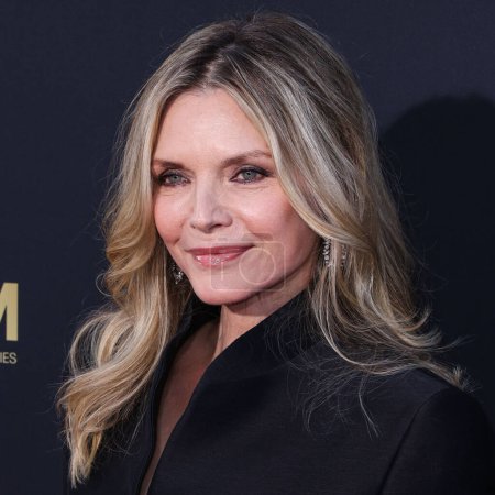 Photo for Michelle Pfeiffer arrives at the 49th Annual AFI (American Film Institute) Lifetime Achievement Award Gala Tribute Celebrating Nicole Kidman held at the Dolby Theatre on April 27, 2024 in Hollywood, Los Angeles, California, United States. - Royalty Free Image