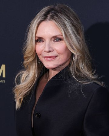 Téléchargez les photos : Michelle Pfeiffer arrive à la 49e cérémonie annuelle de remise des prix AFI (American Film Institute) Hommage à Nicole Kidman au Dolby Theatre le 27 avril 2024 à Hollywood, Los Angeles, Californie, États-Unis. - en image libre de droit