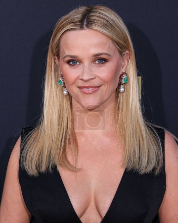 Foto de Reese Witherspoon llega al 49th Annual AFI (American Film Institute) Lifetime Achievement Award Gala Tribute Celebrating Nicole Kidman held at the Dolby Theatre on April 27, 2024 in Hollywood, Los Angeles, California, United States. - Imagen libre de derechos