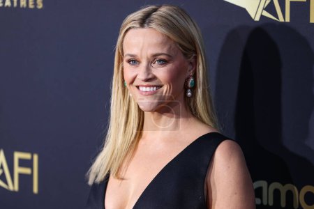 Téléchargez les photos : Reese Witherspoon arrive à la 49e cérémonie annuelle de remise des prix AFI (American Film Institute) Hommage à Nicole Kidman au Dolby Theatre le 27 avril 2024 à Hollywood, Los Angeles, Californie, États-Unis. - en image libre de droit
