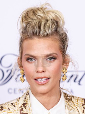 Photo for AnnaLynne McCord arrives at the 31st Annual Race To Erase MS Gala 2024 held at the Fairmont Century Plaza on May 10, 2024 in Century City, Los Angeles, California, United States. - Royalty Free Image