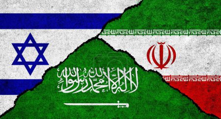 Téléchargez les photos : L'Arabie saoudite, l'Iran et Israël drapeaux ensemble sur un fond texturé. Relations diplomatiques entre Israël, l'Iran et l'Arabie saoudite concept - en image libre de droit