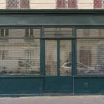 03/03/2023 - devanture parisienne typique , modle de boutique pour designer graphique , faade de magasin ancien