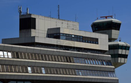 Téléchargez les photos : Ancien port aérien international de Tegel à Berlin, la capitale de l'Allemagne - en image libre de droit