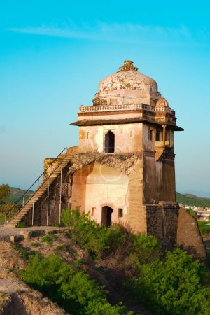 Rohtas fort Jhelum Punjab Pakistan. Turm von Haveli Maan Singh, ein altes Herrenhaus und Denkmal in historischen Rohtas Fort, das indische Erbe und Vintage-Architektur zeigt