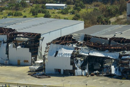 L'ouragan Ian a détruit la station de bateau dans la région côtière de Floride. Catastrophe naturelle et ses conséquences.