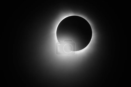 The diamond ring of the total solar eclipse April 2024 in the United States