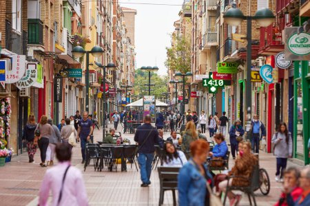 Foto de Delicias street view of the city of Zaragoza (Spain) - Imagen libre de derechos