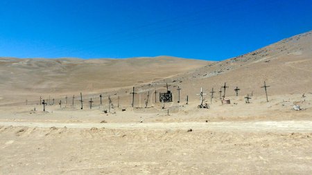 Téléchargez les photos : Cimetière de Pisagua à Huara, Région de Tarapaca, Chili - en image libre de droit
