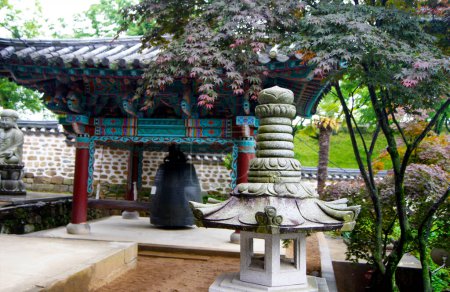 Foto de Bell, Castillo de Jinju, Gyeongsang del Sur - Corea del Sur - Imagen libre de derechos