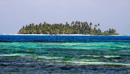 Photo for Sucre Islet -Johnny Cay, Sea of Seven Colors, San Andres Island, Colombia - Royalty Free Image
