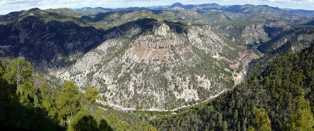 Téléchargez les photos : Canyon de cuivre dans l'État de Sinaloa - Mexique - en image libre de droit
