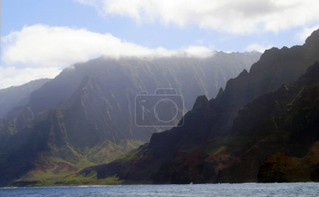 Téléchargez les photos : Côte de Na Pali, île de Kauai, Hawaï - États-Unis - en image libre de droit