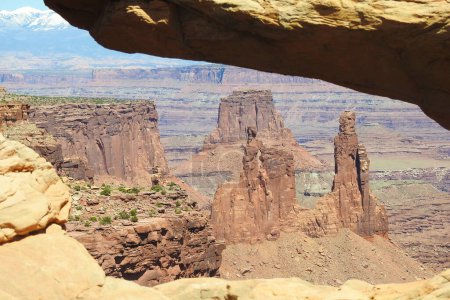 Téléchargez les photos : Mesa Arch, Canyolands National Park, Utah - États-Unis - en image libre de droit