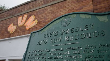 Foto de Sun Records in Memphis is a National Historic Landmark - MEMPHIS, TENNESSEE - 07 DE NOVIEMBRE DE 2022 - Imagen libre de derechos