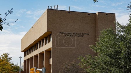 Téléchargez les photos : Sarah et Ernest Butler École de musique à l'Université du Texas à Austin - AUSTIN, TEXAS - 31 OCTOBRE 2022 - en image libre de droit