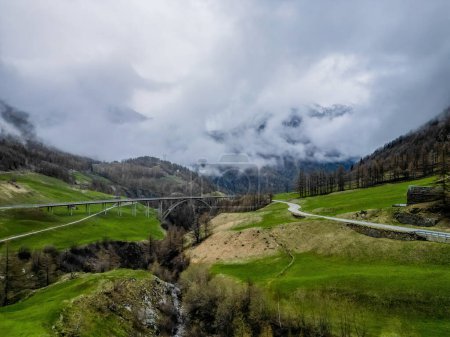 Foto de Simplon Village en Simplon Pass en Suiza - viajes fotográficos - Imagen libre de derechos