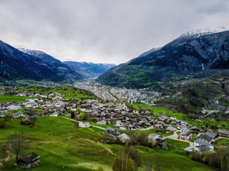 Foto de Ciudad de Brig-Glis en Suiza - viajes fotografias - Imagen libre de derechos