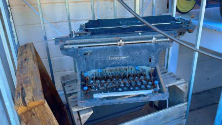 Photo for Old typewriter for sale in an antiques shop - BOULDER CITY, USA - OCTOBER 31, 2023 - Royalty Free Image