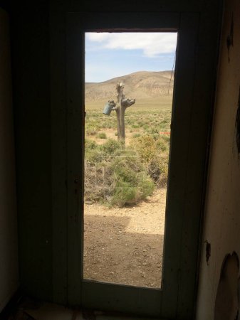 Téléchargez les photos : Abandon de la cabane minière dans le désert, Death Valley en Californie. Aguereberry Camp . Photo de haute qualité. - en image libre de droit