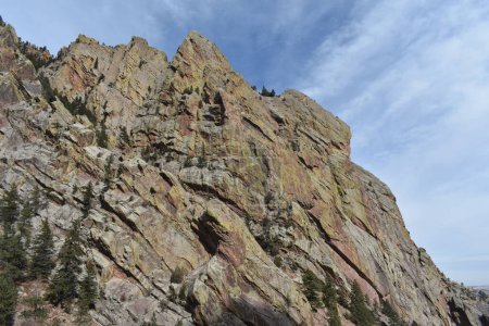 Téléchargez les photos : Belle vue sur le paysage rocheux, randonnée sur le sentier Fowler près de Boulder, Colorado. Photo de haute qualité - en image libre de droit