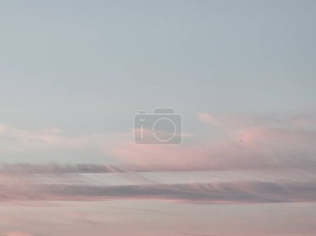 Foto de Cielo hermoso atardecer con nubes - Imagen libre de derechos
