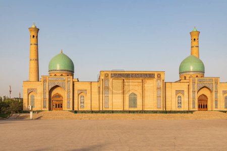 Tachkent, Ouzbékistan, Asie centrale. Mosquée Khazrati Imam dans le complexe Hazarati Imam à Tachkent.