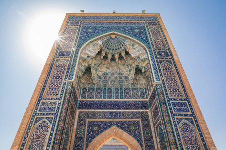 Samarkand, Samarqand, Usbekistan, Zentralasien. Das wunderschön dekorierte Gur-i-Amir-Mausoleum in Samarkand.