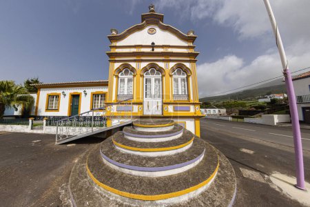 Foto de Doze Ribeiras, Terceira, Azores, Portugal. Templo del Espíritu Santo, conocido como Imperio, en Doze Ribeiras en la Isla Terceira. - Imagen libre de derechos