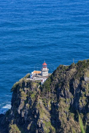 Nordeste, Sao Miguel, Açores, Portugal. Le phare d'Arnel Point sur l'île de Sao Miguel.