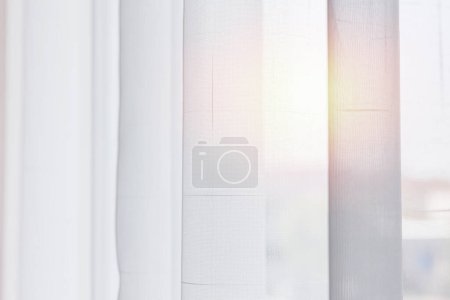 Foto de Cortina de protección solar Protección UV Textura de primer plano hecha de PVC o fibra de vidrio de poliéster - Imagen libre de derechos