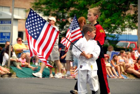 Téléchargez les photos : Memorial Day Parade aux États-Unis - en image libre de droit