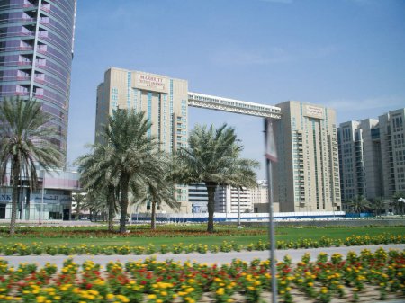 Foto de Edificio Dubai, arquitectura moderna - Imagen libre de derechos