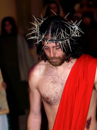 Foto de Jesús llevando corona de espinas - Imagen libre de derechos