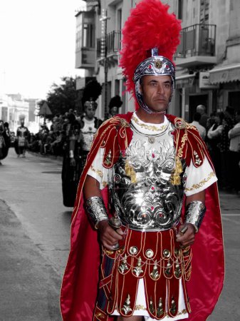 Téléchargez les photos : Centurion romain, acteurs en costumes authentiques - en image libre de droit