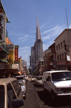 Téléchargez les photos : Vue du chinatown aux Etats-Unis - en image libre de droit