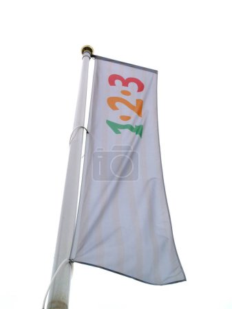 Téléchargez les photos : Logo drapeau sur fond blanc - en image libre de droit