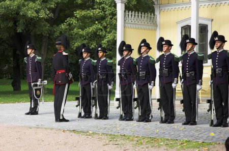 Foto de Guardia Real Noruega en la calle - Imagen libre de derechos