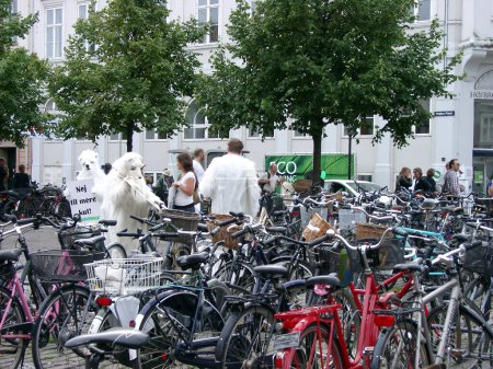 Téléchargez les photos : Action Greenpeace à Copenhague - en image libre de droit