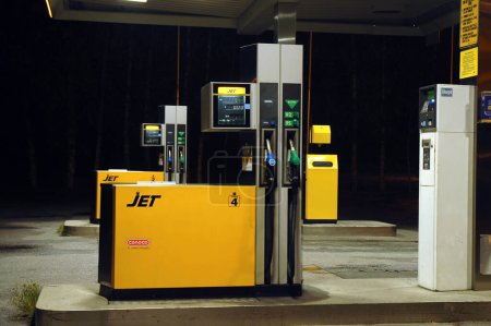 Téléchargez les photos : Pompes à essence - Jet station - en image libre de droit